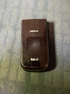 Nokia 2720a-2b (Fido) Flip Phone - Photo 1 sur 10