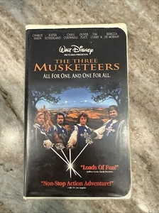 Walt Disney’s The Three Musketeers  - Bild 1 von 5