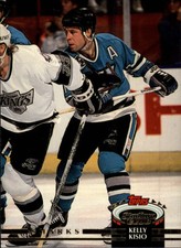 1992-93 Stadium Club Sharks Hockey Card #454 Kelly Kisio