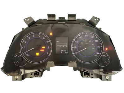* Panel de instrumentos velocímetro 2011 12 13 Infiniti G37 142.997 millas Foto 1 de 3