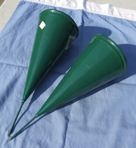 Pair of Vntg 1960's NOS Metal Cone Shaped Cemetery Bouquet Vase w/ Ground Spikes - Picture 1 of 6