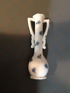 Adorable Ceramic  Mini Vase by  Applause  - TAIWAN - Picture 1 of 6
