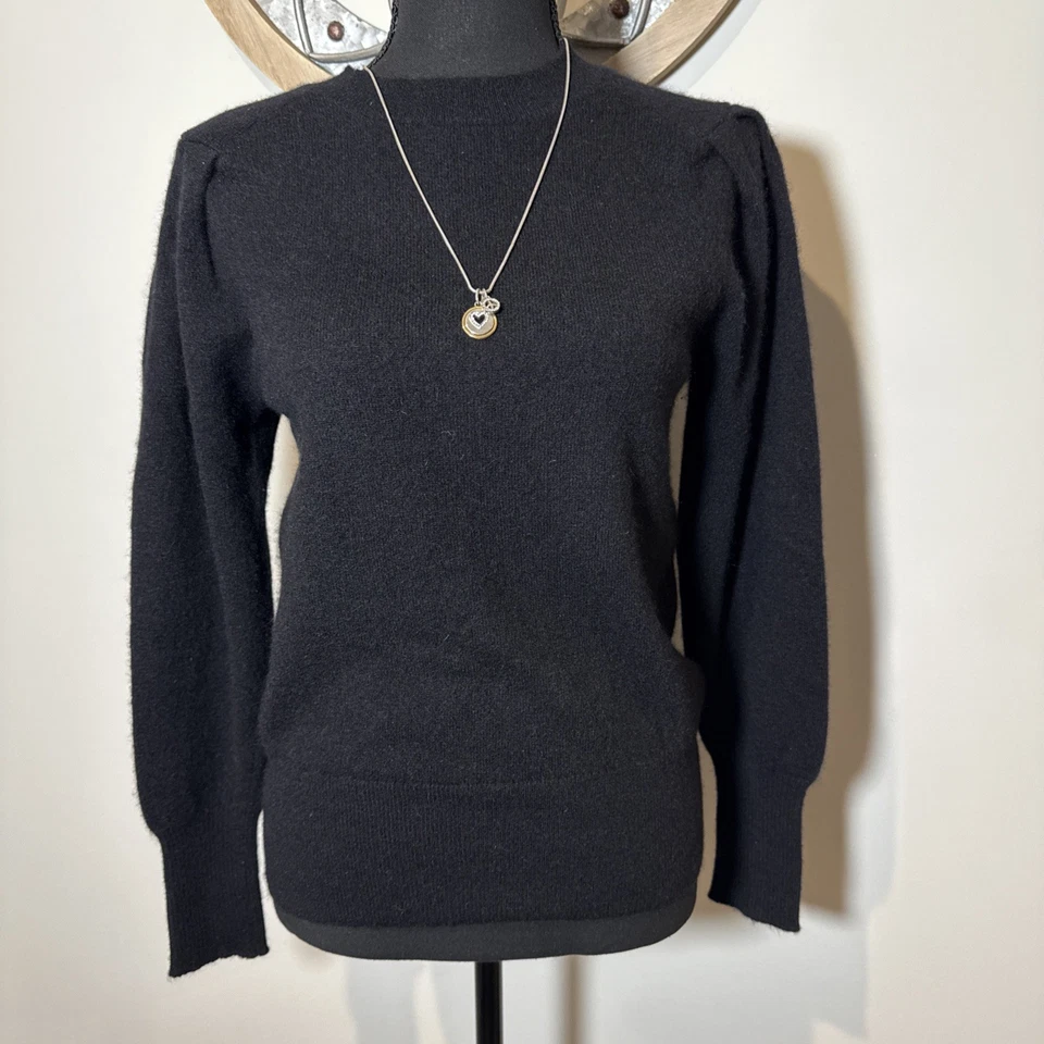 C by Bloomingdale's Women's Cashmere Sweater Size M, Pullover Long Sleeve Black - Image 1 of 4