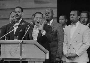 385413 Louis Farrakhan Giving Speech WANDDRUCK POSTER USA - Bild 1 von 7