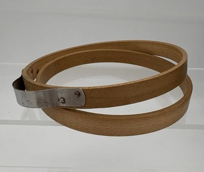 Vintage Gibbs PRINCESS 4” Hard Wood Embroidery Hoop Bow Spring - Image 1 of 4