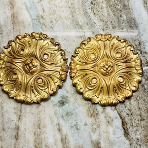 Set Of 2 Syroco Mid Century Scroll Wall Art Plaques Medallions Gold 6” - Picture 1 of 8