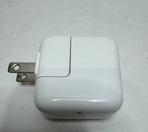 Genuine Apple 12 W USB Wall Charger Block Power Adapter For iPhone, iPad - Picture 1 of 7