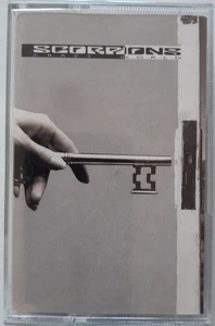 Scorpions / Crazy World / MC Kassette 90 Tease Me Please Me / Wind Of Change uvm - Picture 1 of 3