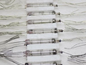 10x 1J17B SUBMINIATUR PENTODENRÖHRE NOS - Bild 1 von 4