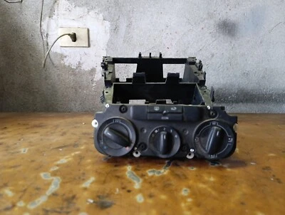 VW TOURAN Comandi Climatizzatore 00034222 / 21786710 - Immagine 1 di 4