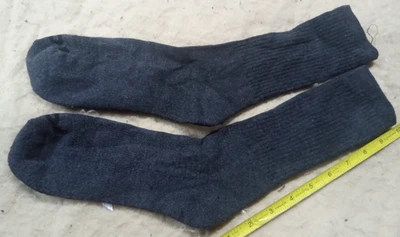 9 pares en total y 1 calcetines Crew (gris) hombre talla 6-12,5, paquete nuevo pero abierto. Foto 1 de 4