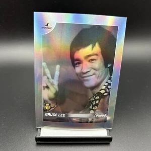 2024 Keepsake Kaleidoscope Edition Bruce Lee #94 Holo Refractor - Picture 1 of 2