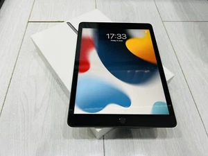 Apple iPad 9th Gen 10.2" 2021 - 64GB Wi-Fi & Cellular 5G - Unlocked - Space Grey - Afbeelding 1 van 6