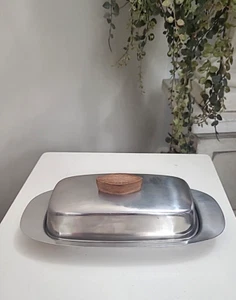 Retro Dolphin Stainless Steel Lidded Butter Dish Timber Knob Japan - Picture 1 of 9