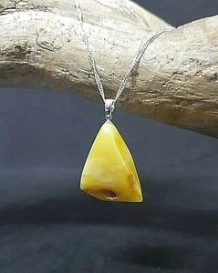 Echter schöner natürlicher baltischer Bernstein Butterscotch / Multicolor Anhänger - Bild 1 von 5