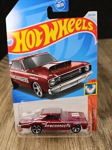 Coche de juguete fundido a presión Hot Wheels '68 Dodge Dart 1:64 2024 - Imagen 1 de 4