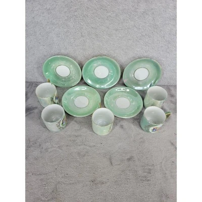 Juego de platillos de taza vintage de Japón espresso demitasse verde iridiscente floral mano Foto 1 de 4