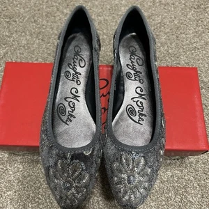 Nuevo en caja Zapatos planos Naughty Monkey gris terciopelo lentejuelas bordados con joyas para mujer talla 7,5 - Imagen 1 de 14