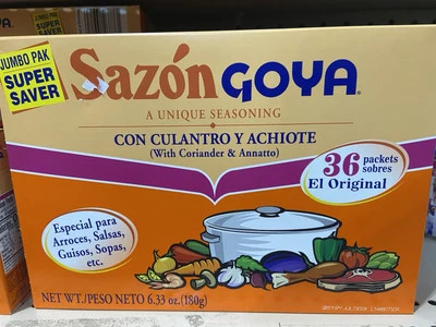 Sazon Goya Jumbo Culantro y Achiote, Curiander & urucum 1 caixa (36 pacotes)   - Imagem 1 de 2