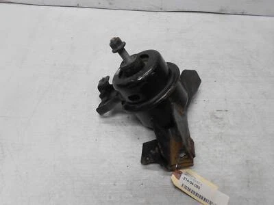 Крепление двигателя 2009 KIA Optima 21815-2G000 - Изображение 1 из 4