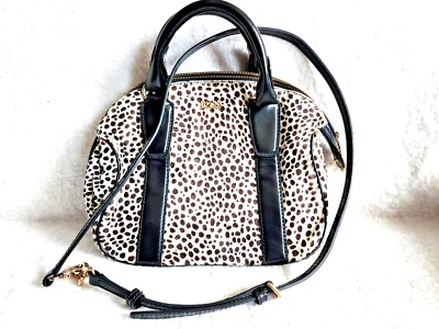 TRAUMSCHÖNE Tasche,  FELL+LEDER - TOP-Label: HUGO BOSS - Dalmatiner-Style - NEU! - Bild 1 von 4