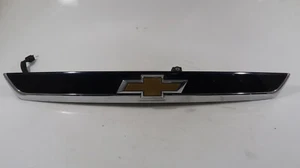 OEM | 2016 -- 2017 Chevy Equinox Rear Trunk Molding w/ Camera - BLUE #23316146 - Bild 1 von 11