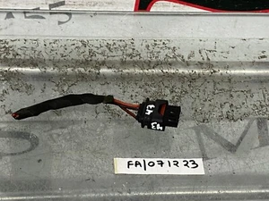 (AS) GENUINE MERCEDES BENZ WIRING LOOM HARNESS PLUG CONNECTOR A0285459826 3 PIN - Picture 1 of 5