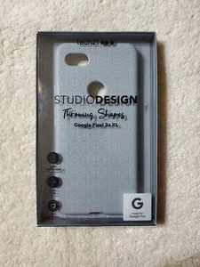 Tech 21 Studio Design Throwing Shapes Google Pixel 3a XL - Picture 1 of 4