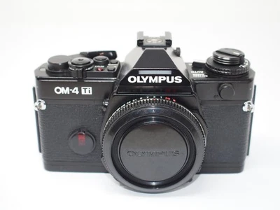 Olympus OM-4 Ti analoge Spiegelreflexkamera schwarz Gehäuse - Bild 1 von 4