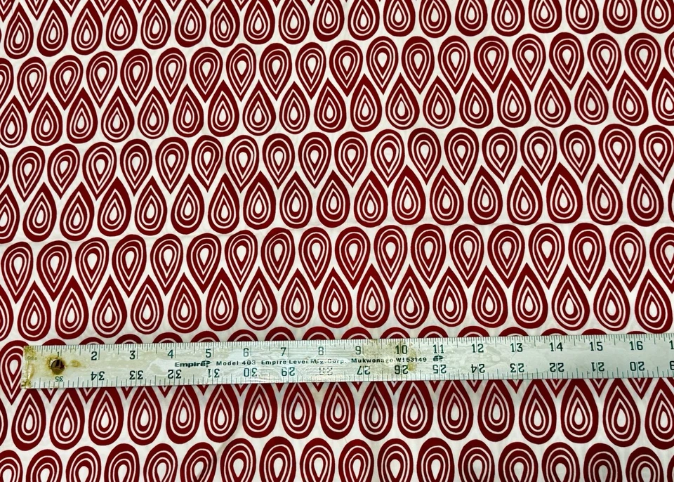 "Gotas rojas de colección por impresiones encantadoras para espíritu libre - 1,5 YDS x 44""" Foto 1 de 1