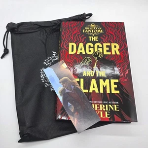 The Dagger and the Flame Exclusive FairyLoot Edition Hardcover Catherine Doyle - Bild 1 von 7