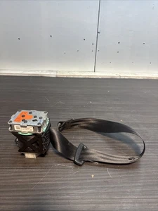 AUDI A8 D4 2011-2017 REAR RIGHT DRIVER SIDE SEAT BELT 4H0857805F - Picture 1 of 5