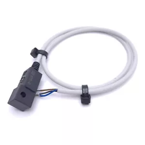 Interruptor automático de estado sólido SMC D-G59, NPN, 24VDC 40mA, 3 cables, cable de 20 pulgadas - Imagen 1 de 4