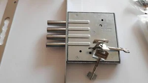 Cerradura de puerta SECUREMME 2020 (Italia) de alta seguridad con perno muerto/con 3 llaves - Imagen 1 de 10