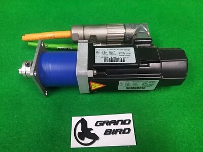 Servomotor BECKHOFF AM3021-0C01-0000, USADO Foto 1 de 3