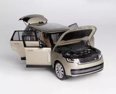 LCD 1:18 Gold 2022 Range Rover SV SUV Sports Model Diecast Collect Car - Image 1 of 4