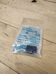 FESTO S-3-PK-3-B (7843) Micro-Stößelventil (3/2 Wegeventil) -unused- OVP - Bild 1 von 3