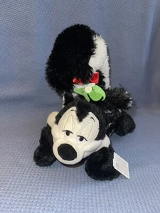 Peppy Le Pew New Mistletoe Talks Talking Stuffed Plush Doll Toy Looney Skunk WB - Picture 1 of 5