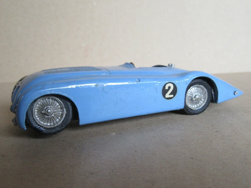 427M Kit Artisanal Bianco Metallo Bugatti 57G Tank #2 le Mans 1937 Benoist 1:43 - Immagine 1 di 4