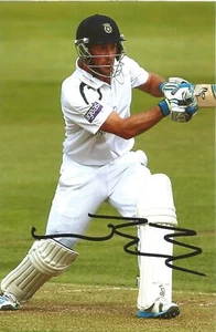 HAMPSHIRE CRICKET: FOTO DE ACCIÓN FIRMADA POR WILL SMITH 6x4 + certificado de autenticidad - Imagen 1 de 1