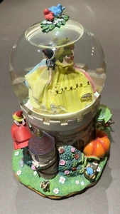 Boîte à musique Disney BOULE À NEIGE - 4 princesses / Snowglobe 4 Princess / 24x19cm - Photo 1/9