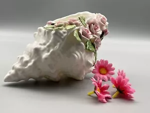 Vintage Porcelain Big Shell Flowers Design White - Picture 1 of 12