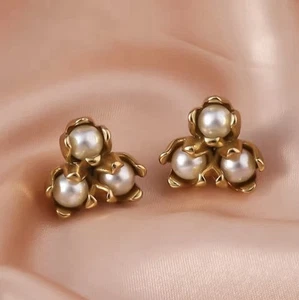Anthropologie Flower Leaf Earrings Pearl Hazelnut Berry Fruit Gold 18k Stud Y2K - Picture 1 of 8