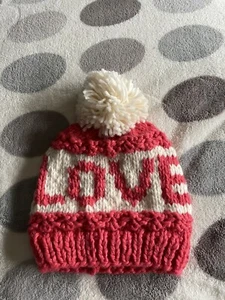 ❤️New Look Love Logo Bobble Hat. BNWOT. - Picture 1 of 3