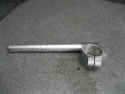 01 Clip de manillar izquierdo Kawasaki Ninja ZX7R ZX-7R 30B Foto 1 de 2