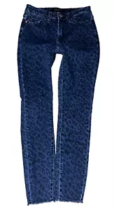 JUDY BLUE Skinny Fit Leopard Print Mid Rise Raw Hem Stretch Jeans Size 3/26 - Picture 1 of 4