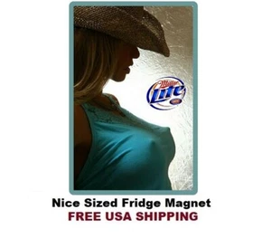 758 - Sexy imán de refrigerador para niña Miller Light - Imagen 1 de 1