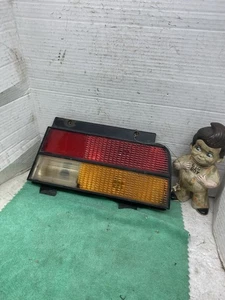 Chevrolet Cavalier 1982-1987 pasajero derecho luz trasera lámpara lente Rh - Imagen 1 de 23