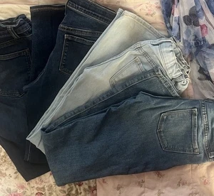 Bundle Lot (4) Girls Jeans Sz 10 Yth Old Navy Straight/Boot Cut - Picture 1 of 3