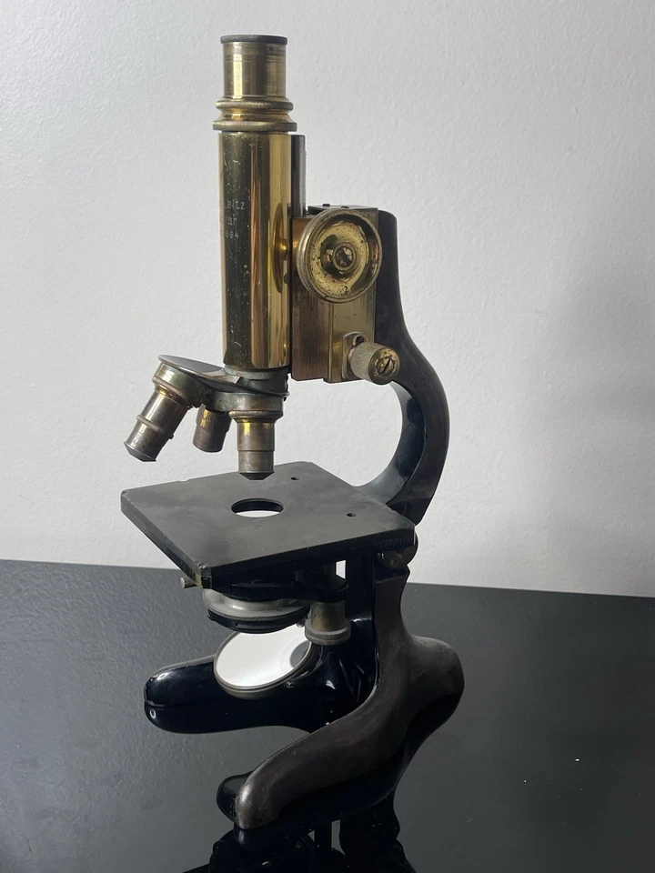 Antique Ernst Leitz Wetzlar Microscope No. 208594 - Image 1 of 4